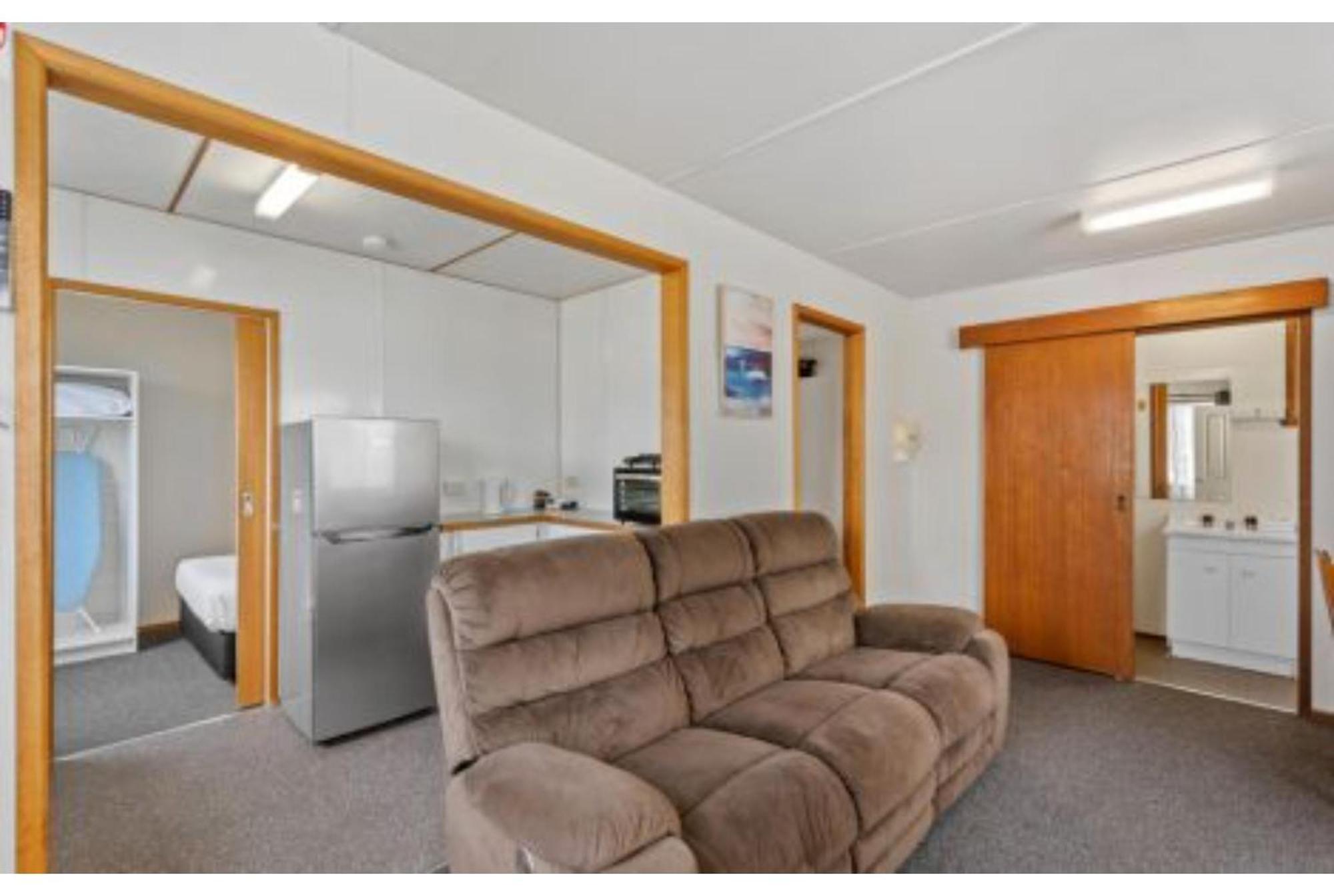 Discovery Parks - Hadspen Room photo